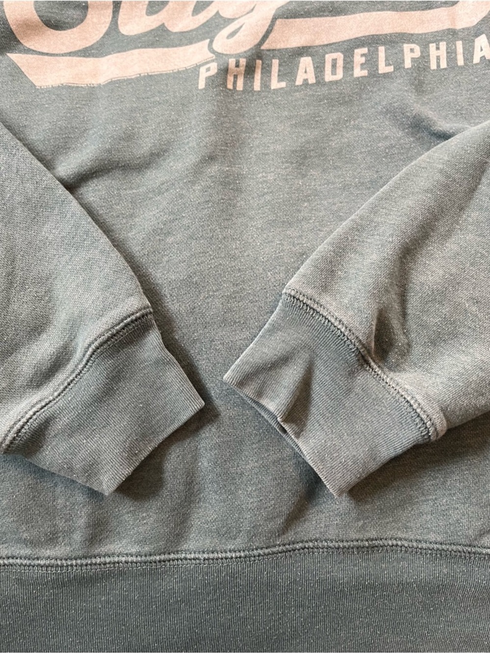 Eagles Philadelphia NFL Team Green Crewneck Sweatshirt - Picture 4 of 4